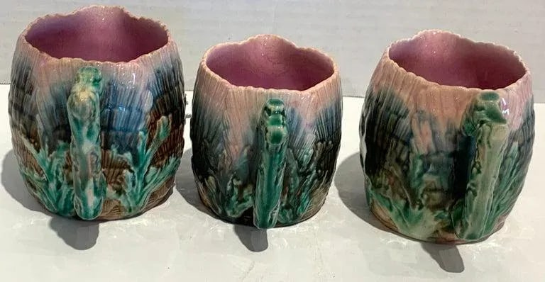 Late 19th Century Collection of Six Etruscan Majolica Shell and Seaweed Pitchers - 5