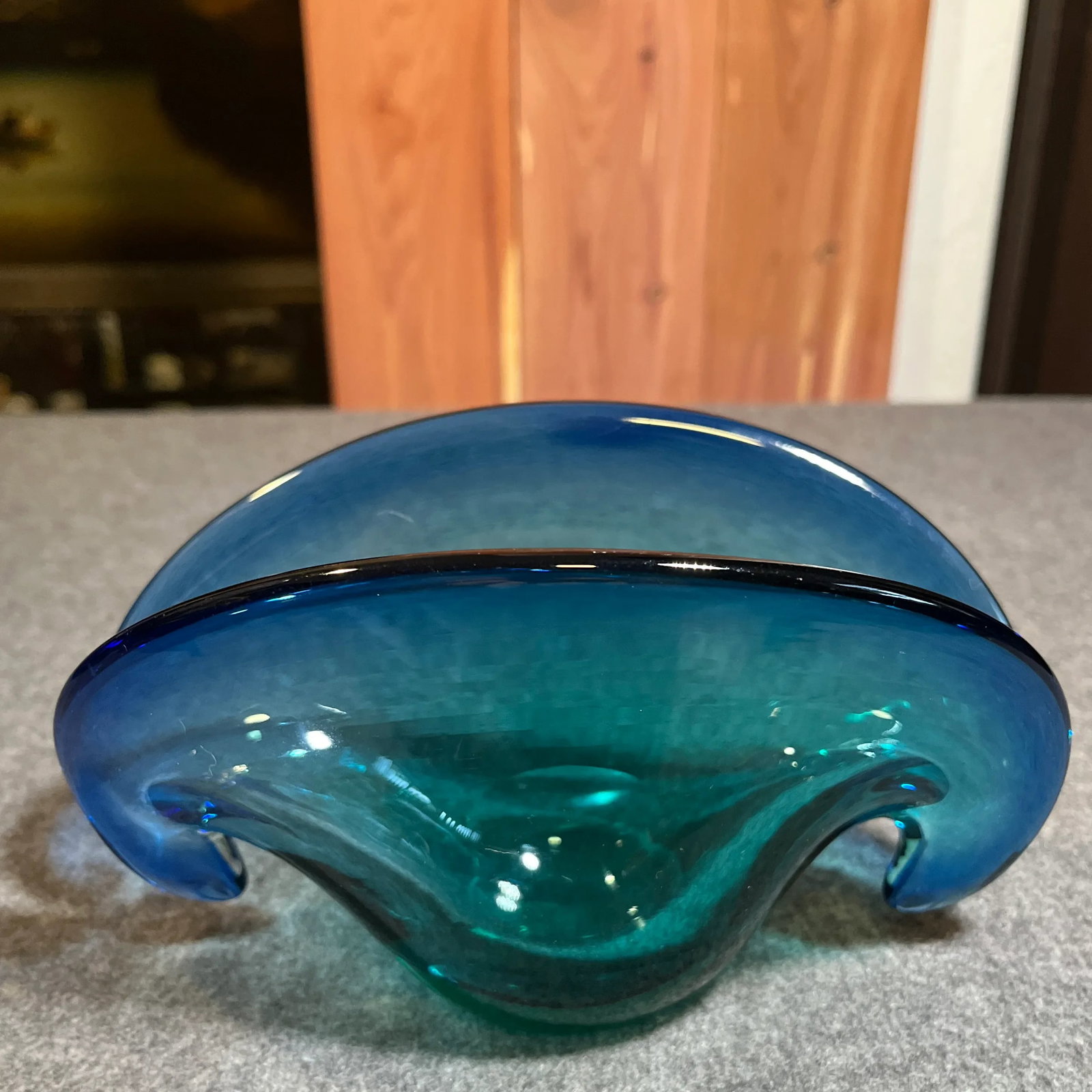 Mid 20th Century Murano Attributed Blue Glass Clam Shell Bowl - 2