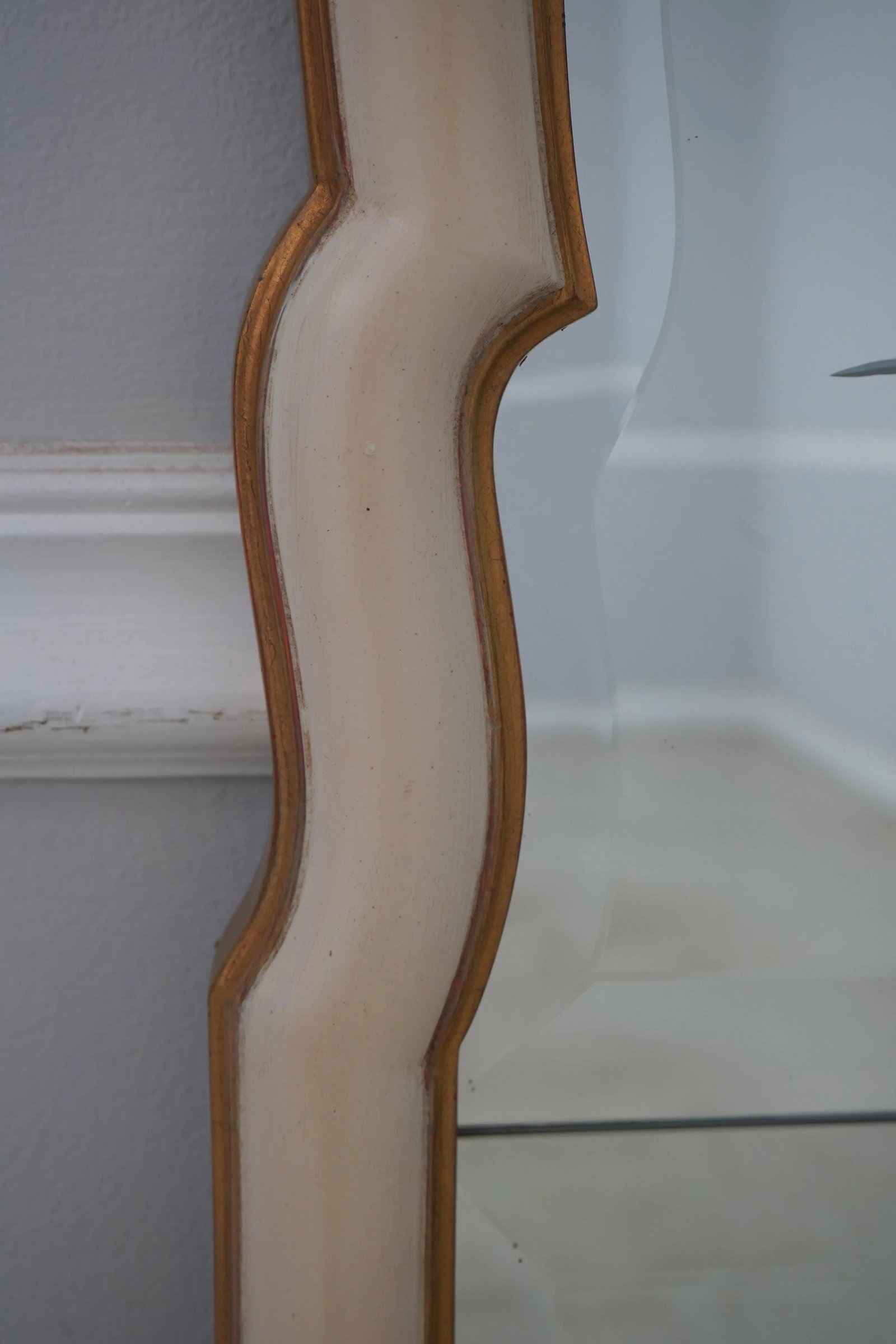 Queen Anne Design Beveled & Etched Glass Off White Mirror - 8