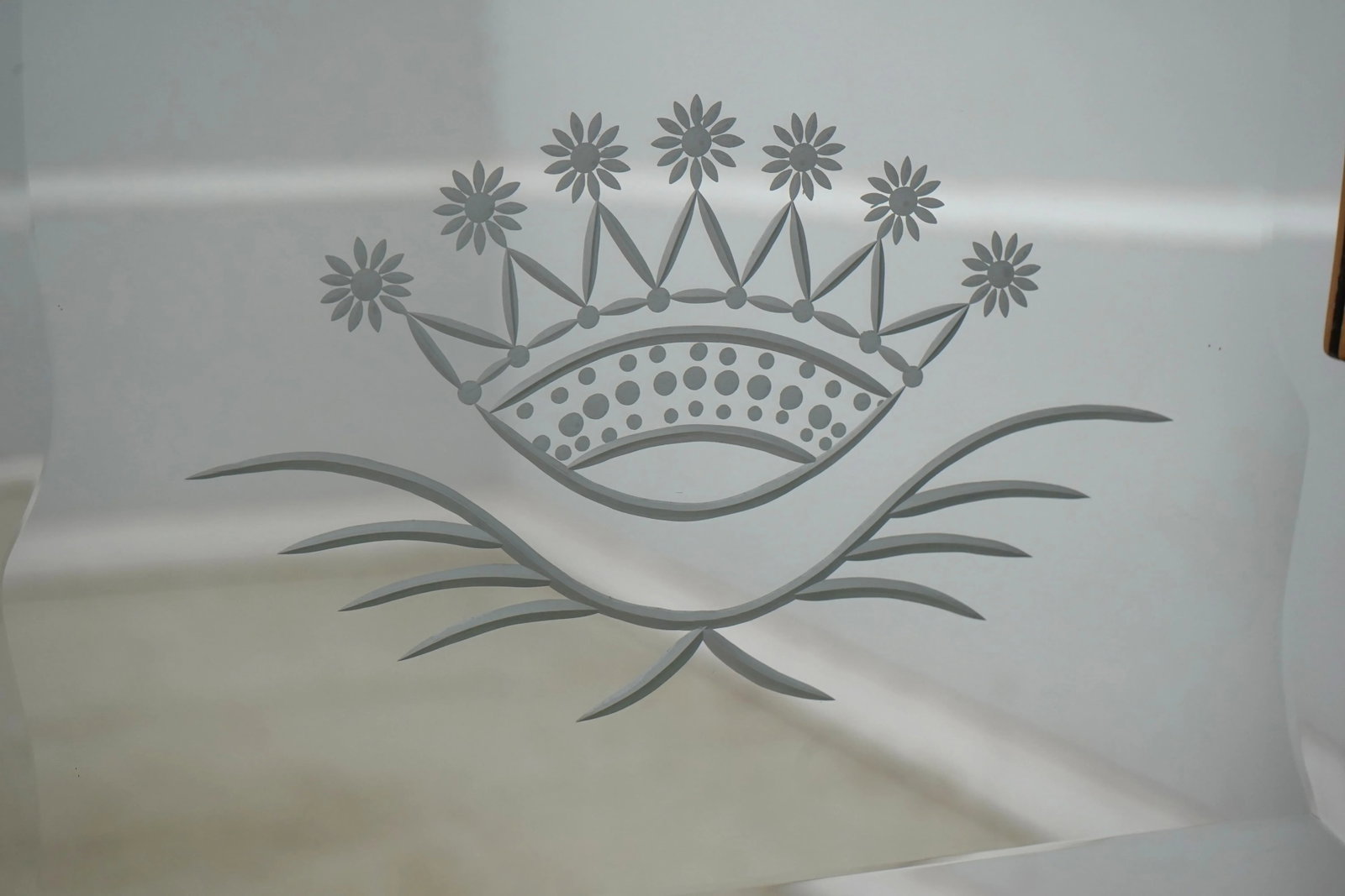 Queen Anne Design Beveled & Etched Glass Off White Mirror - 9