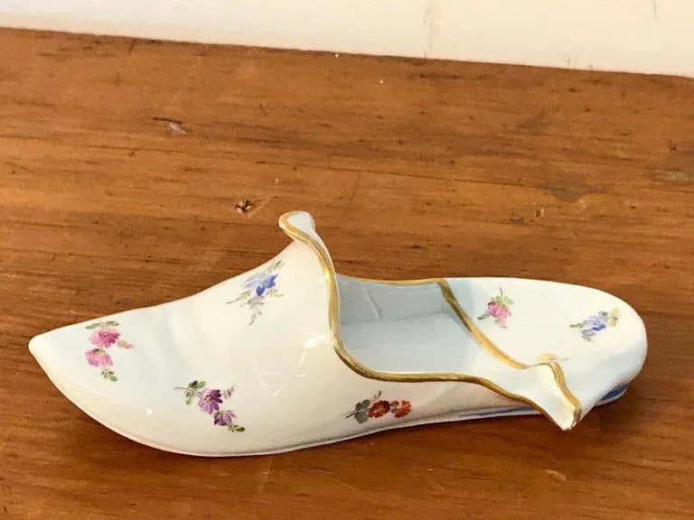 19th Century Meissen Model of a Slipper - 8