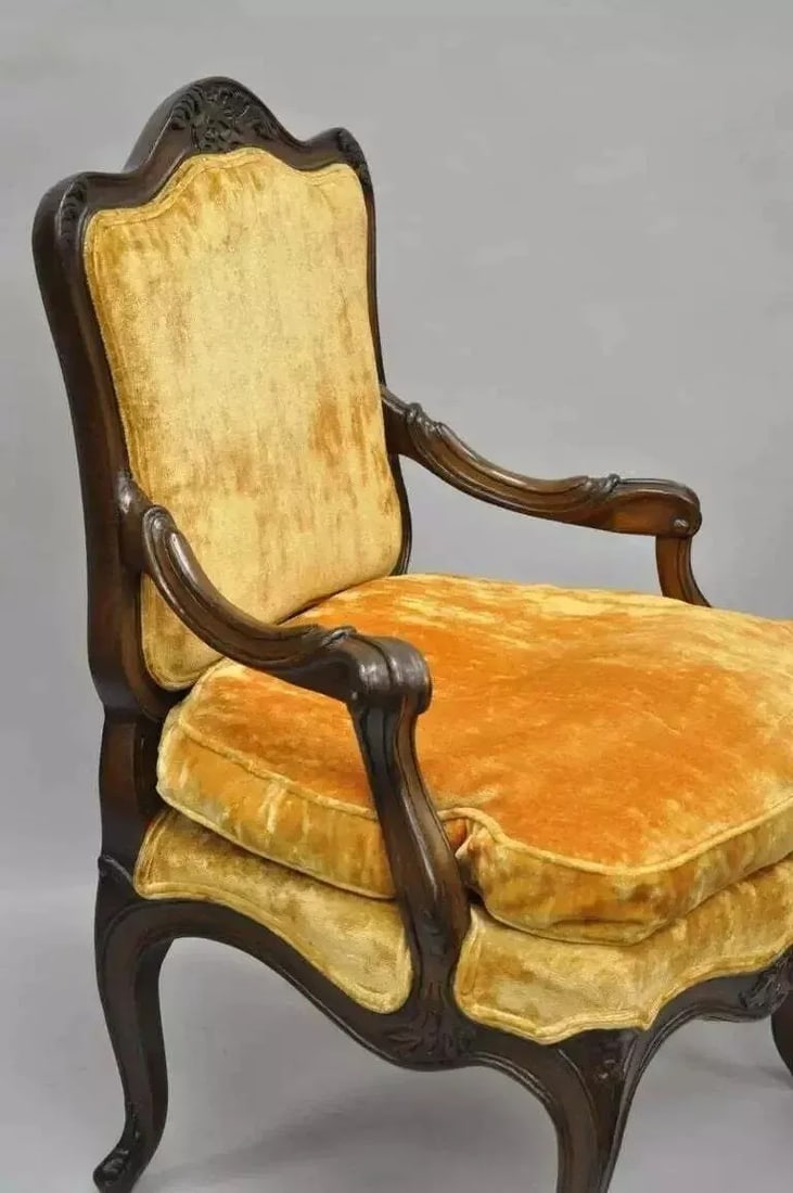 Vintage Hollywood Regency French Provincial Louis XV Style Arm Chairs - a Pair - 7