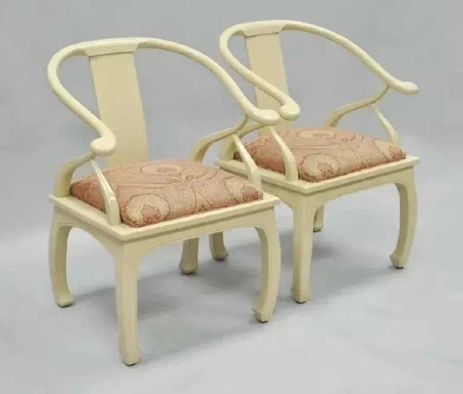 Late 20th Century Vintage Horseshoe Ming Style Cream Lacquered Lounge Chairs - a Pair - 9