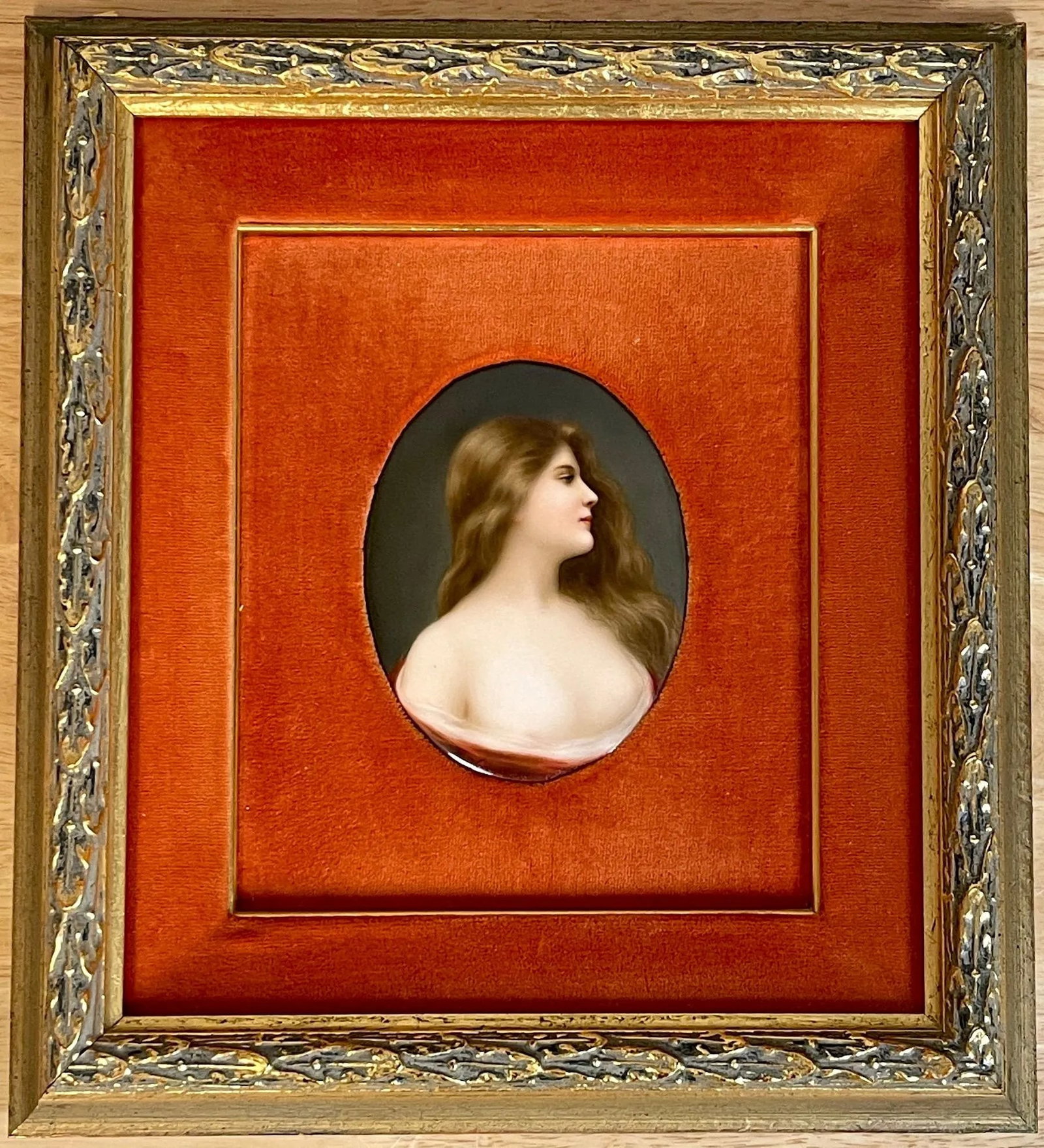 Hutschenreuther German Painting on Porcelain of a Beauty, Signed Wagner - 2