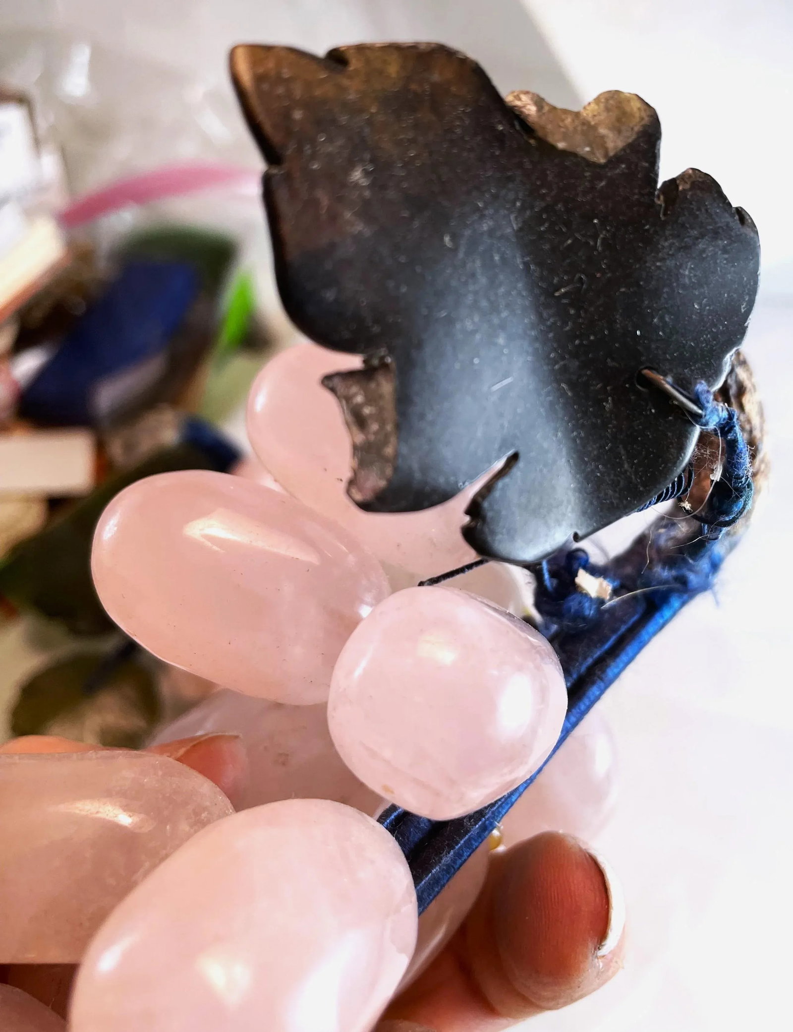 Mid 20th Century Asian Carved Rose Quartz Stone Jade Leaves Fruit Grape Bunches- a Pair - 11