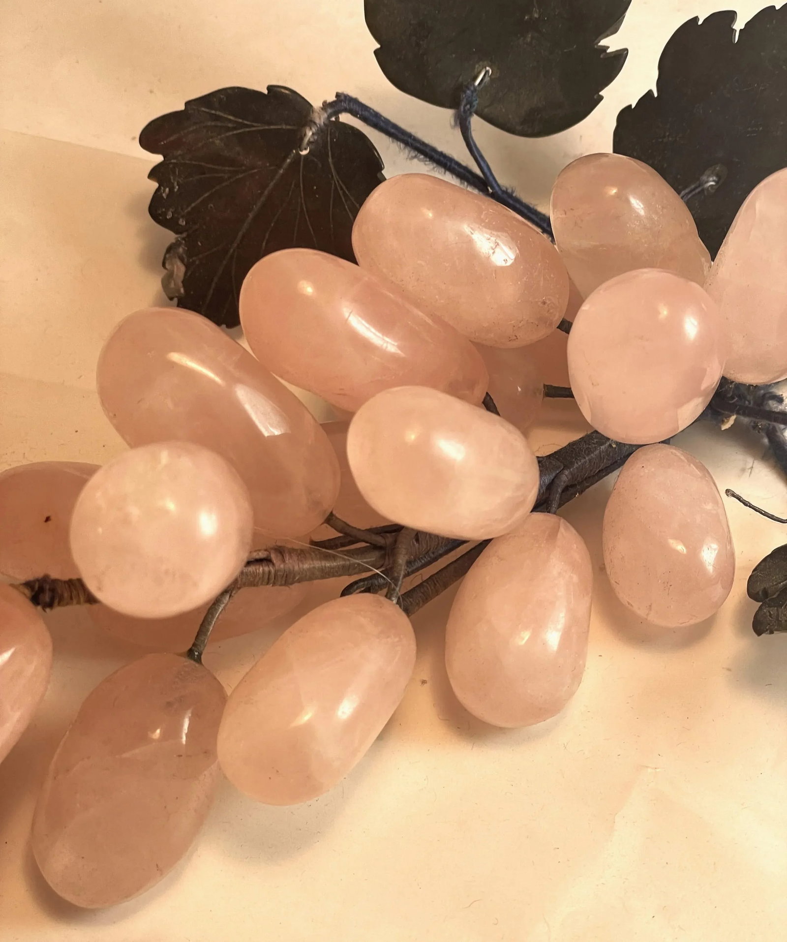 Mid 20th Century Asian Carved Rose Quartz Stone Jade Leaves Fruit Grape Bunches- a Pair - 2