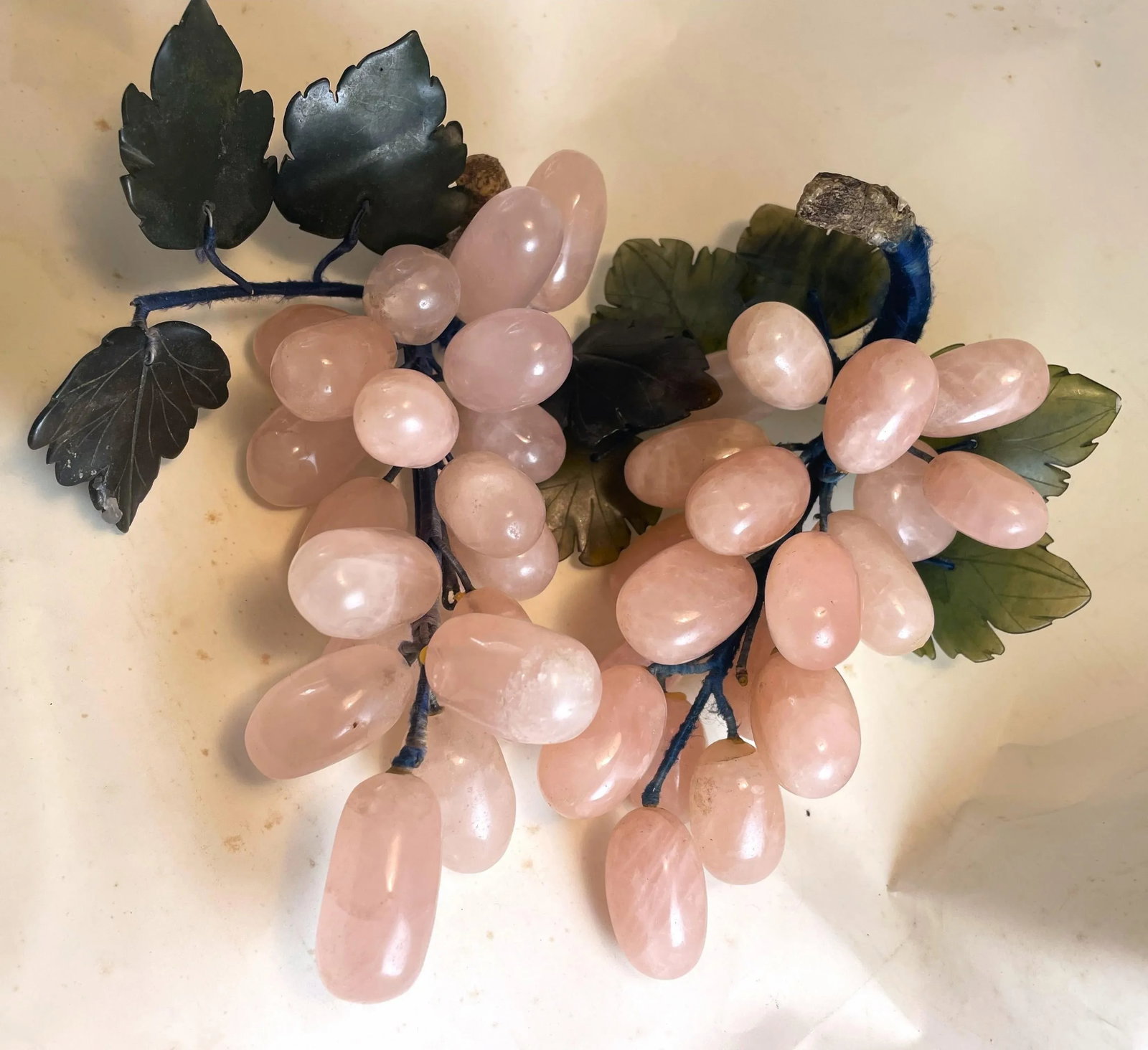 Mid 20th Century Asian Carved Rose Quartz Stone Jade Leaves Fruit Grape Bunches- a Pair - 5