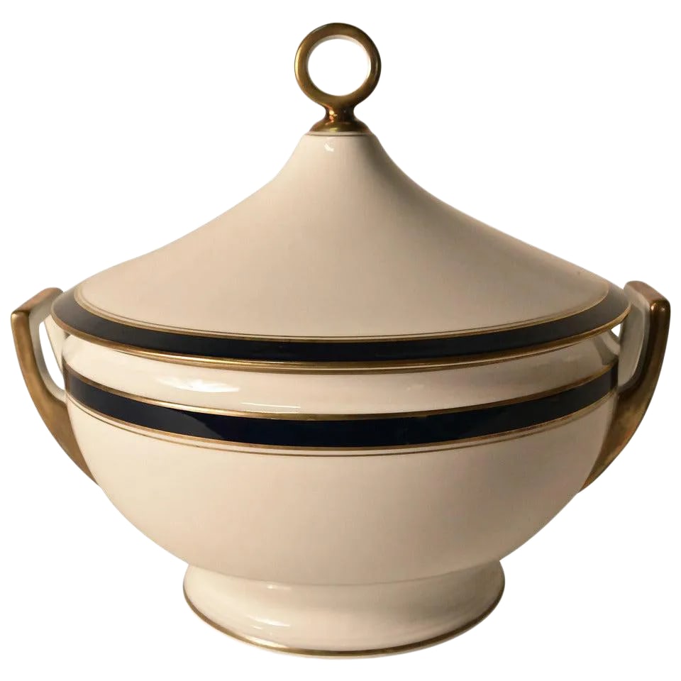Classical Richard Ginori Serving Dish: Covered dish with cobalt blue and gold trim, on white ceramic ground. Elegant design and proportions, perfect condition, and fully and correctly marked. Condition: Alterations: Unknown Imperfections: