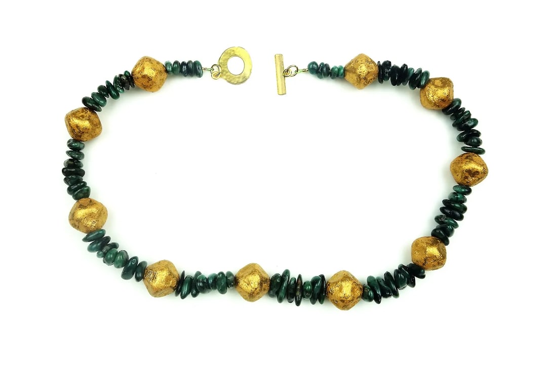 Emerald Chips and Goldy Czech Nugget Necklace - 5