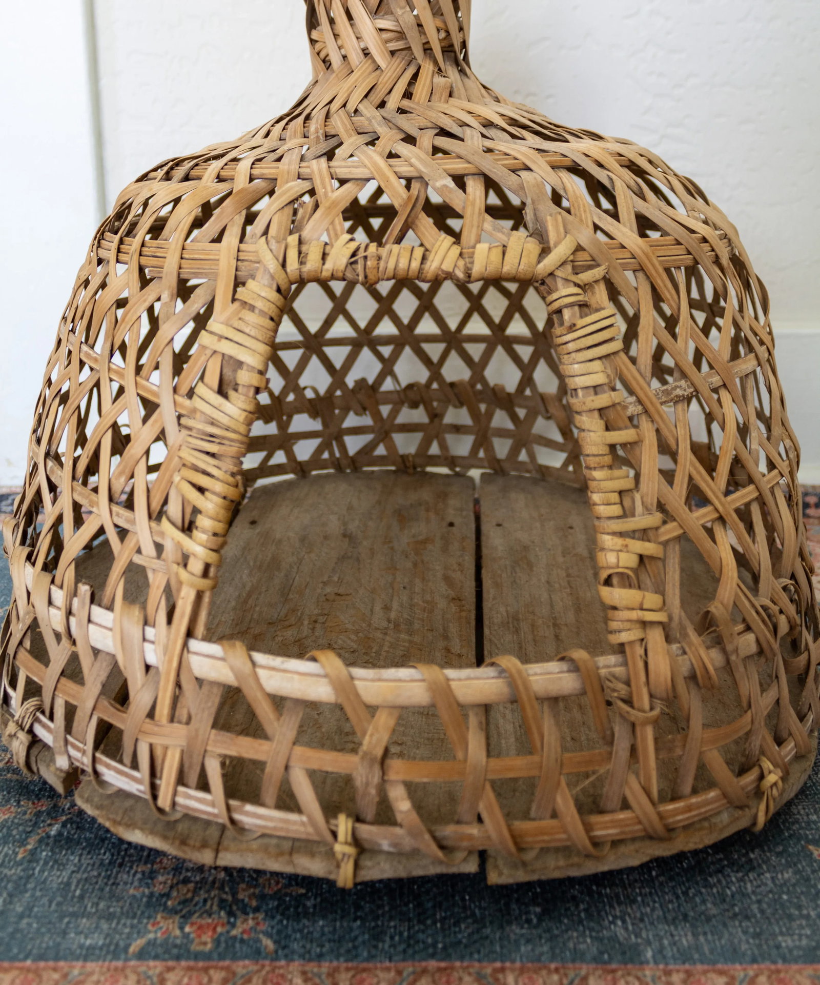Hand Woven Rattan Pet Bed for Small Dog or Cat - 8
