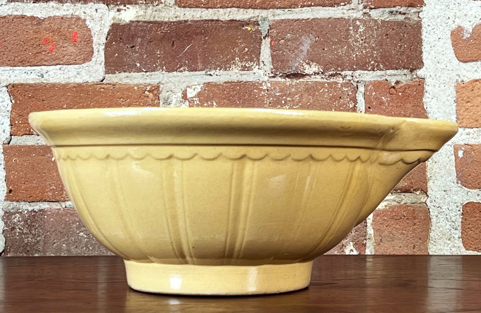 Antique 19th C. Americana Yellowware Mixing / Batter Bowl - 2