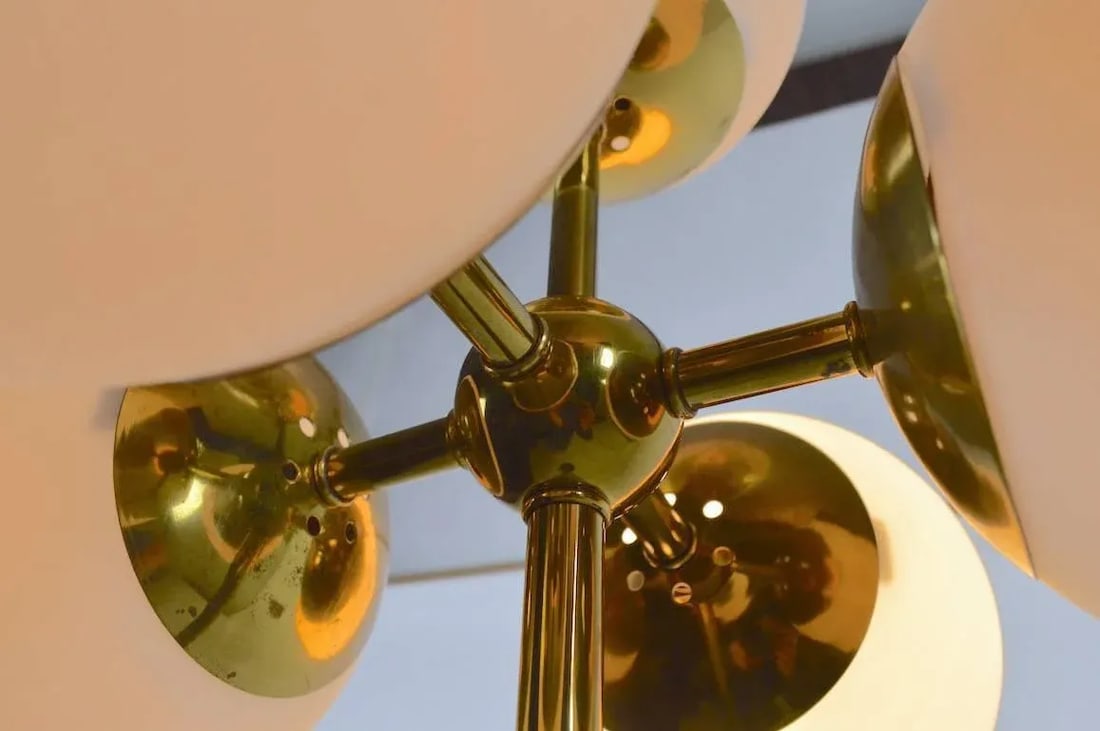Five Globe Light Sputnik Floor Lamp in Brass and Black - 10