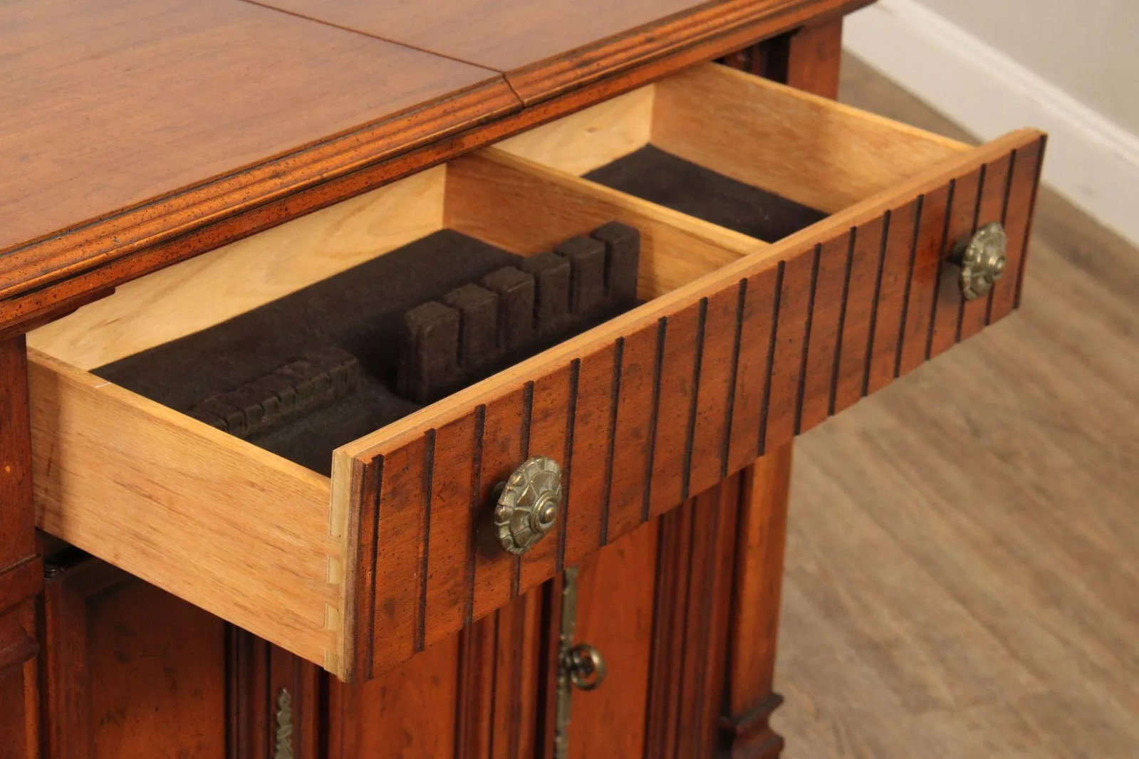 Drexel Italian Renaissance Style Walnut Flip Top Server - 6