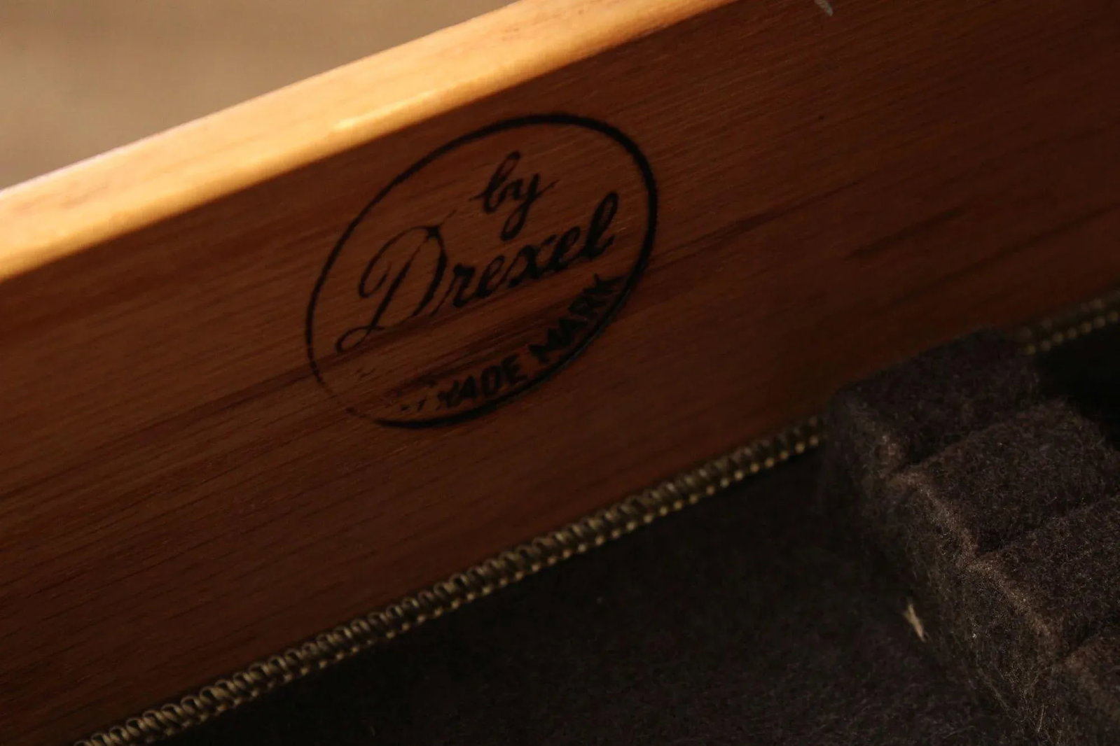 Drexel Italian Renaissance Style Walnut Flip Top Server - 7