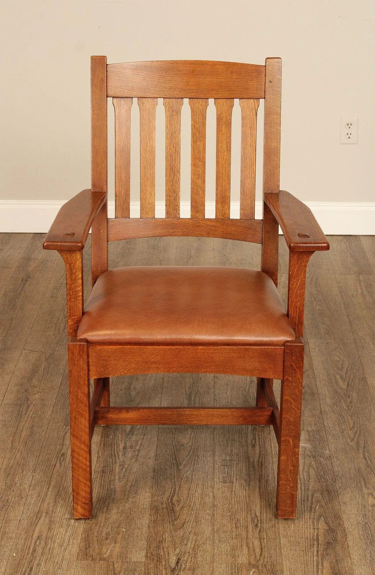 Stickley Mission Collection Oak and Leather Cottage Armchair - 12