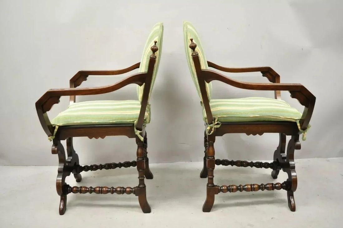 Early 1900s Antique Italian Renaissance Carved Walnut Savonarola Throne Arm Chairs - a Pair - 11