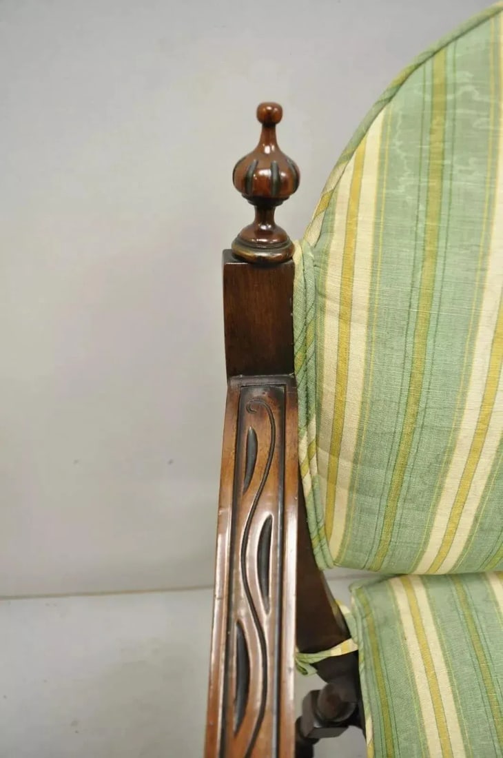 Early 1900s Antique Italian Renaissance Carved Walnut Savonarola Throne Arm Chairs - a Pair - 8