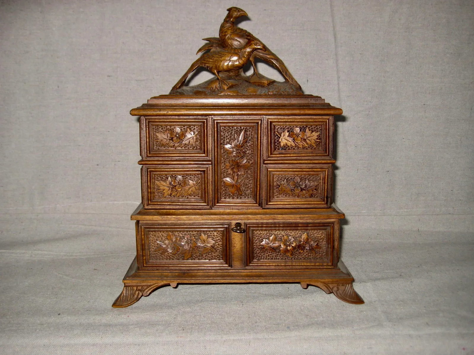 19 Century Black Forest Jewelry Box - 12