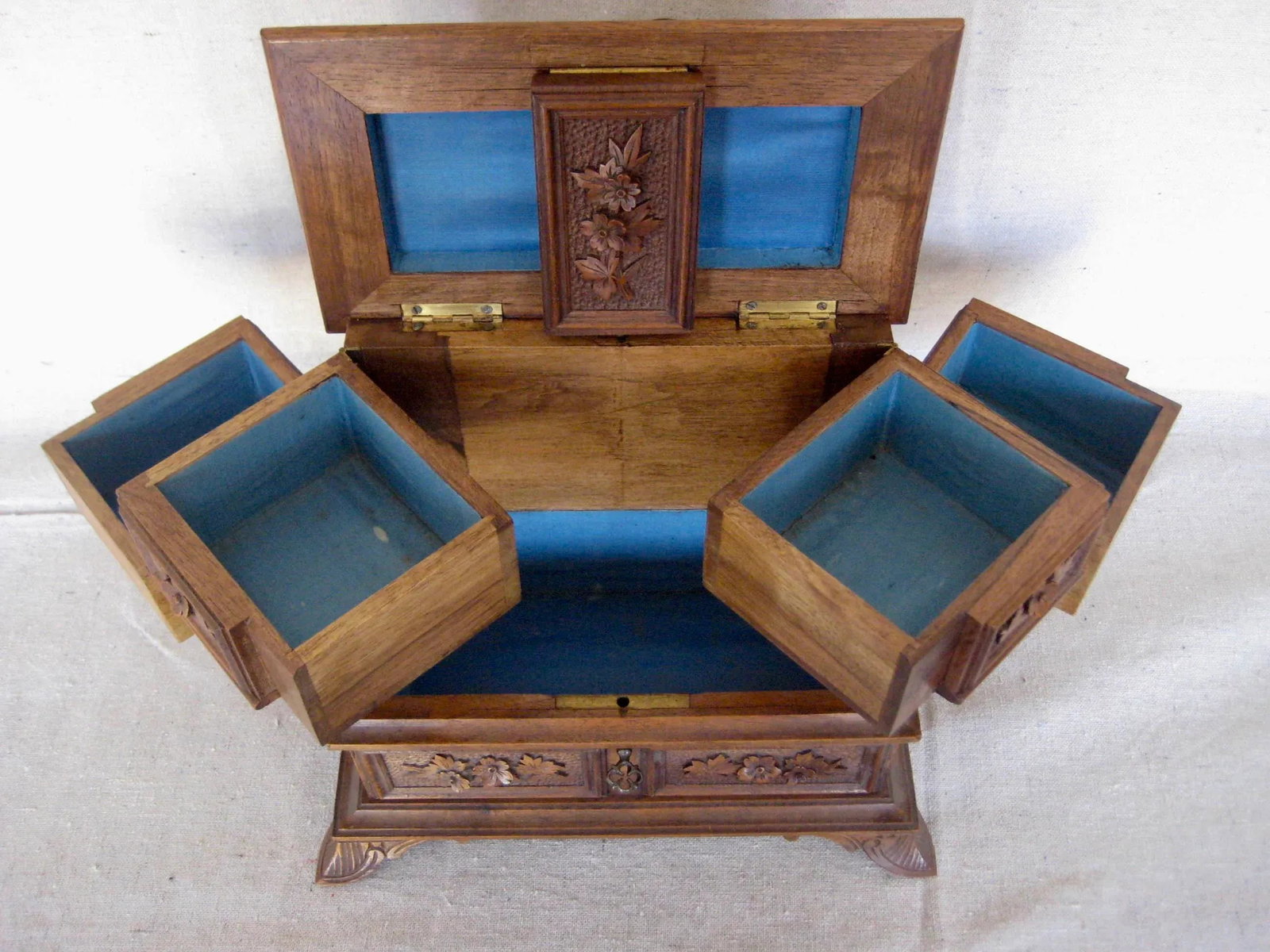 19 Century Black Forest Jewelry Box - 9