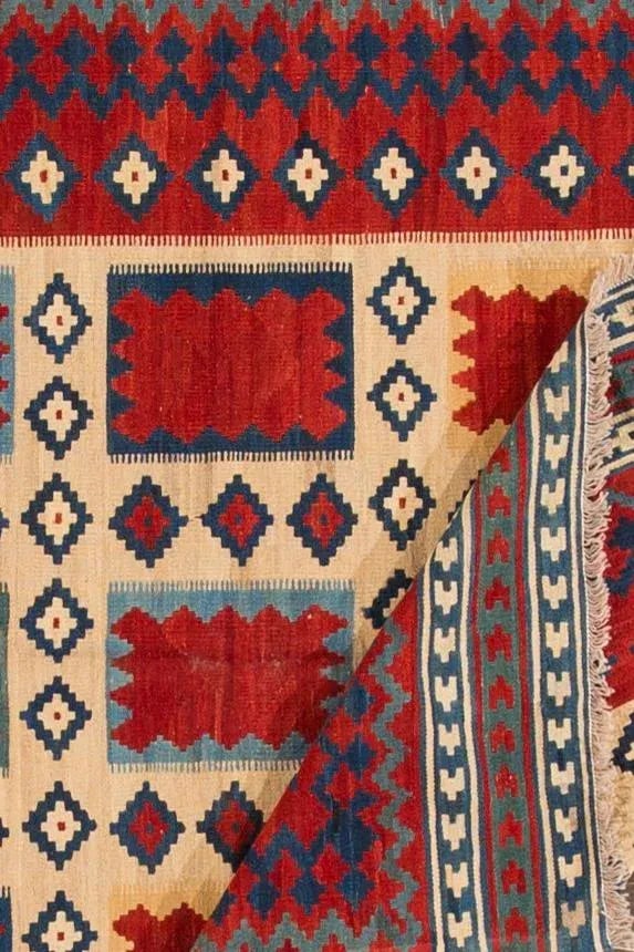 21st Century Modern Persian Kilim Rug, 5'5" X 7'4" - 3