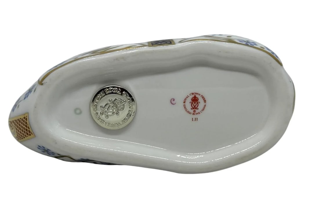 1990 Royal Crown Derby Bone China Imari Horse Paperweight With 22-Carat Gold - 7