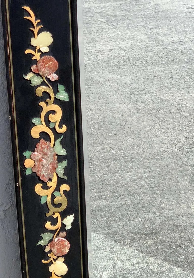 Mid 20th Century Chinese Export Lacquer and Hardstone Mirror - 4
