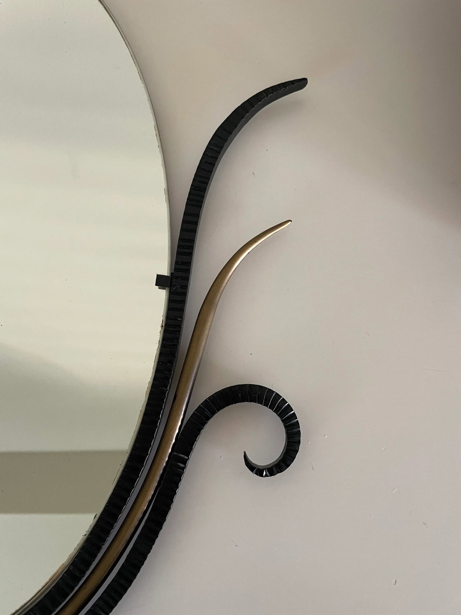 Elegant Art Deco Mirror - 3