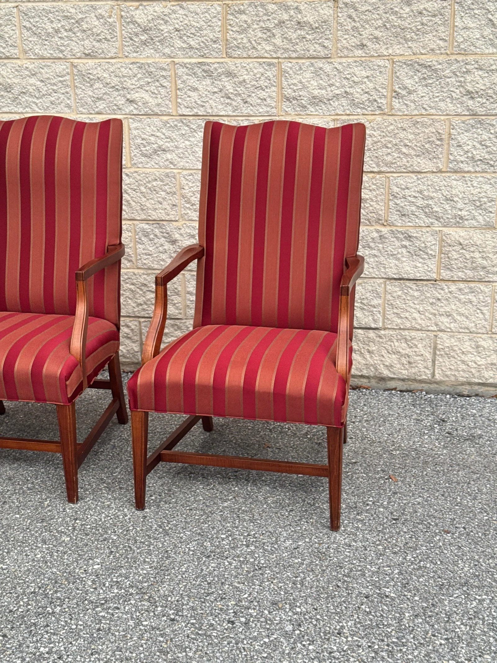 Late 20th Century Pair of Ethan Allen Mahogany Armchairs With Striped Upholstery - 3