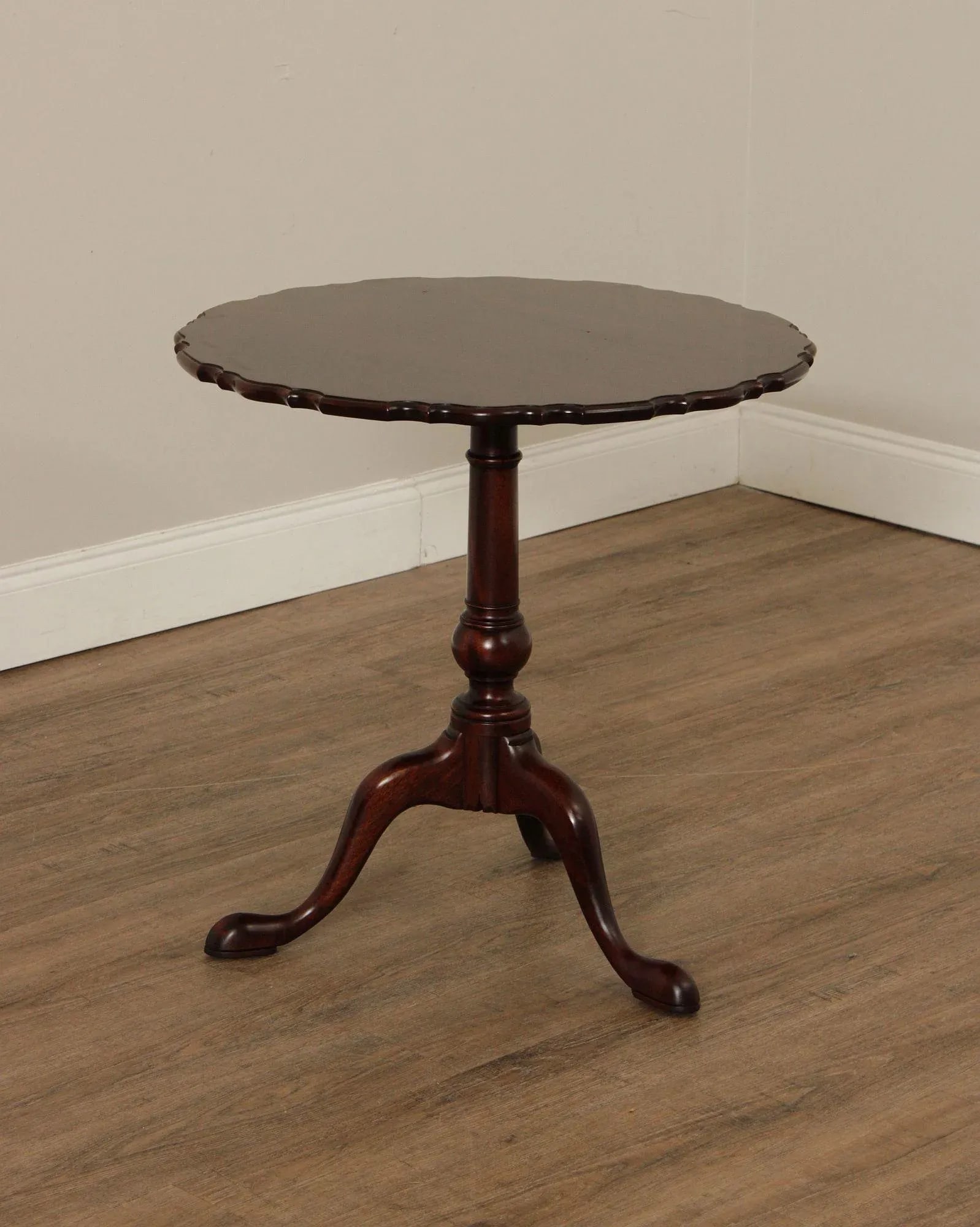 Stickley Federal Style Mahogany Pie Crust Tea Table - 3