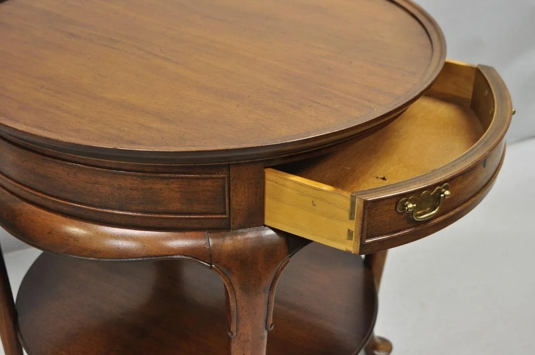 Vintage English Queen Anne Style Round Walnut Wood Lamp Side Table by Hekman - 4