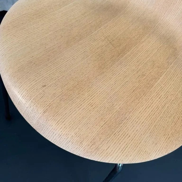 Pair of Arne Jacobsen for Fritz Hansen Bleached Ash Series 7 Chairs - 6