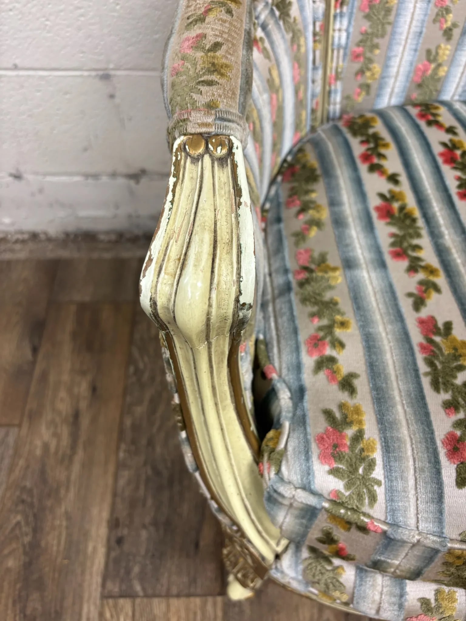 Vintage Prince Howard Furniture French Provincial Louis XV Style Bergere Chairs - 10
