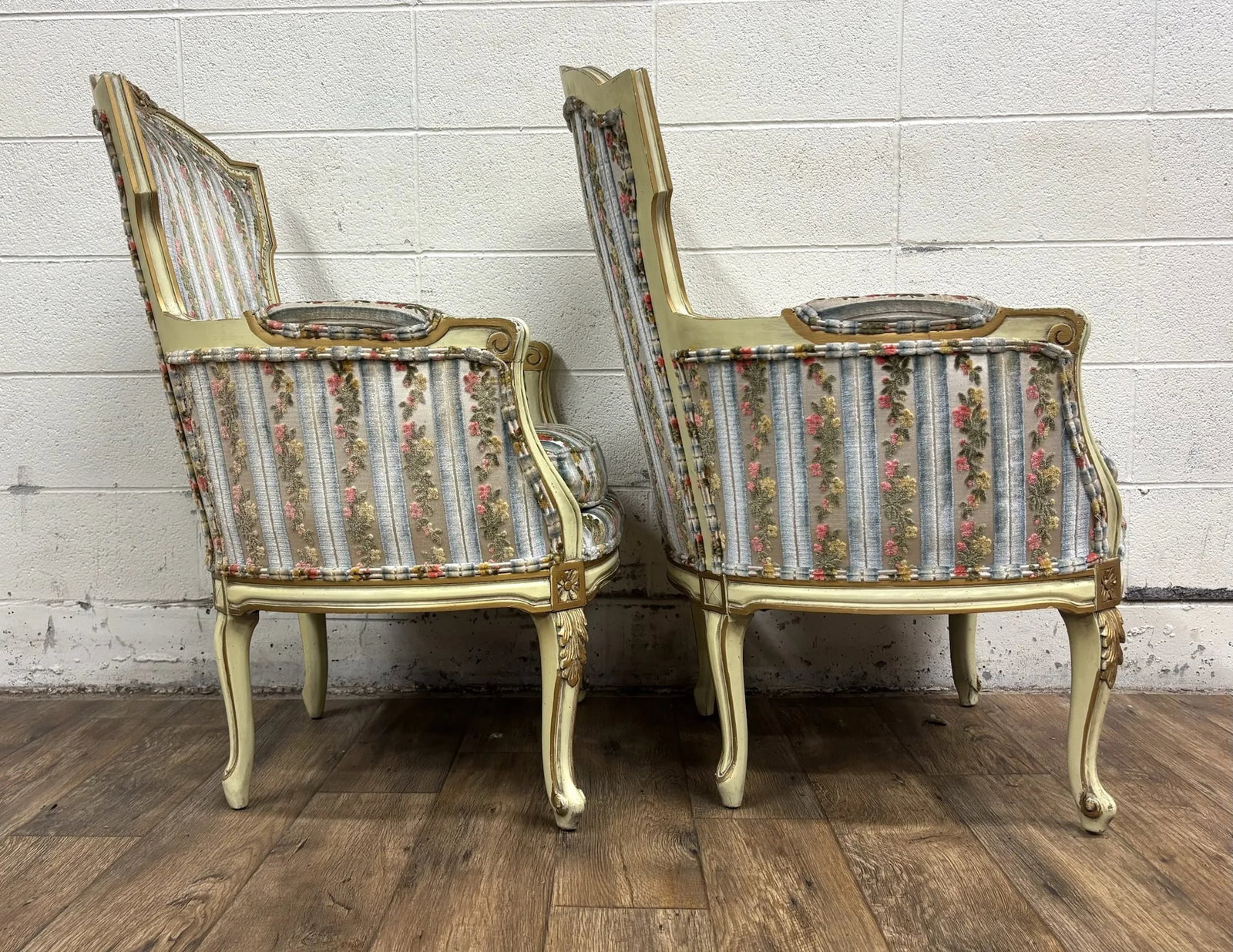 Vintage Prince Howard Furniture French Provincial Louis XV Style Bergere Chairs - 11