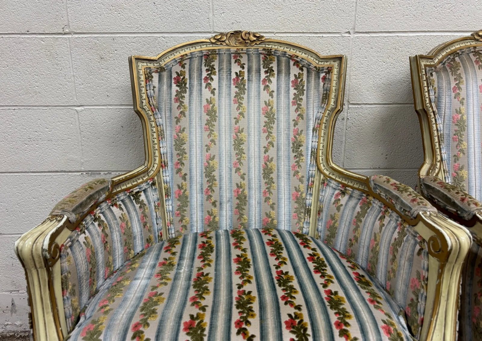 Vintage Prince Howard Furniture French Provincial Louis XV Style Bergere Chairs - 5
