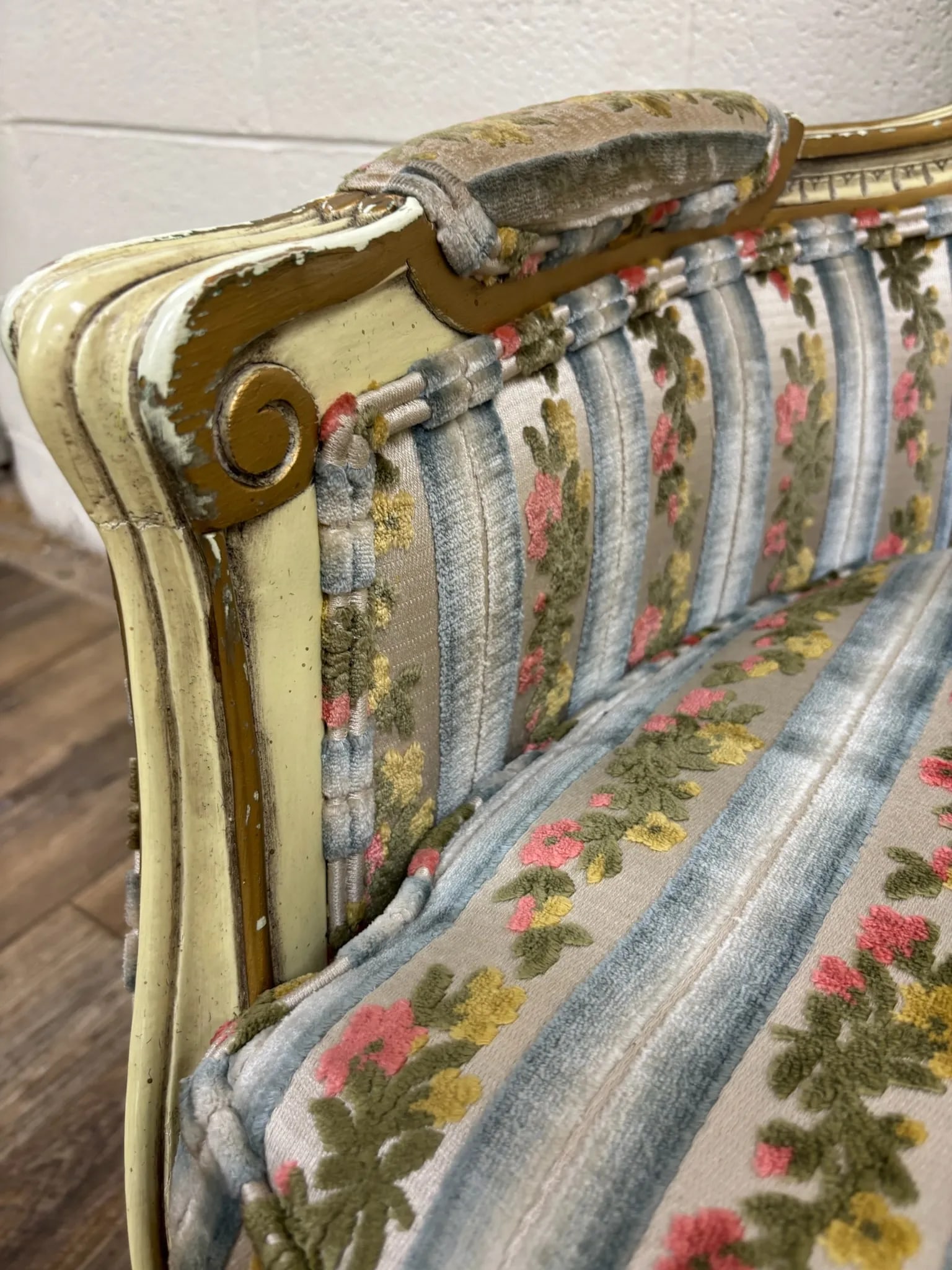 Vintage Prince Howard Furniture French Provincial Louis XV Style Bergere Chairs - 7