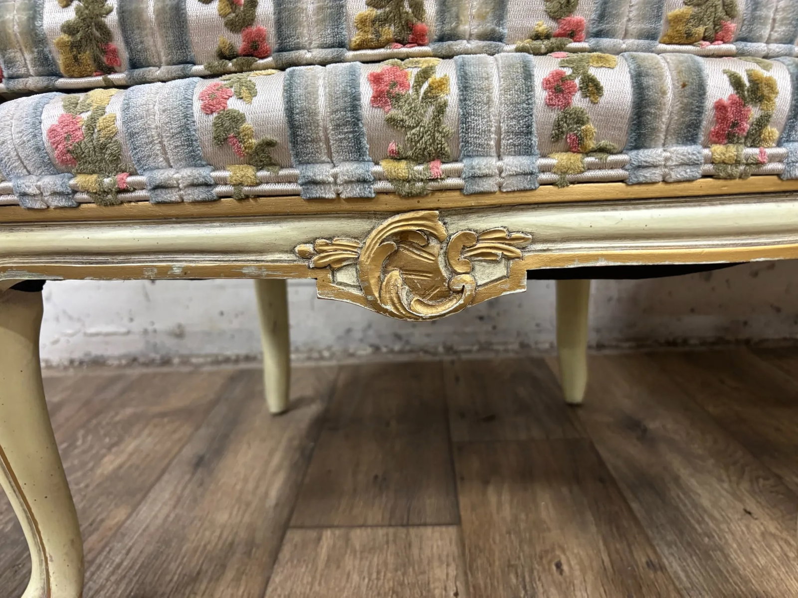 Vintage Prince Howard Furniture French Provincial Louis XV Style Bergere Chairs - 9