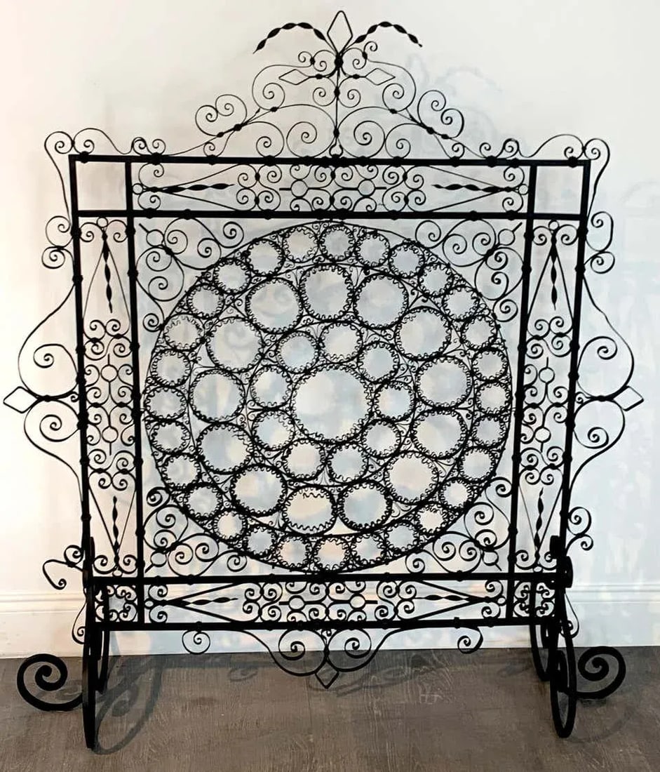 19th Century High Victorian Wrought Iron Wire Work Medallion Fires Screen - 3