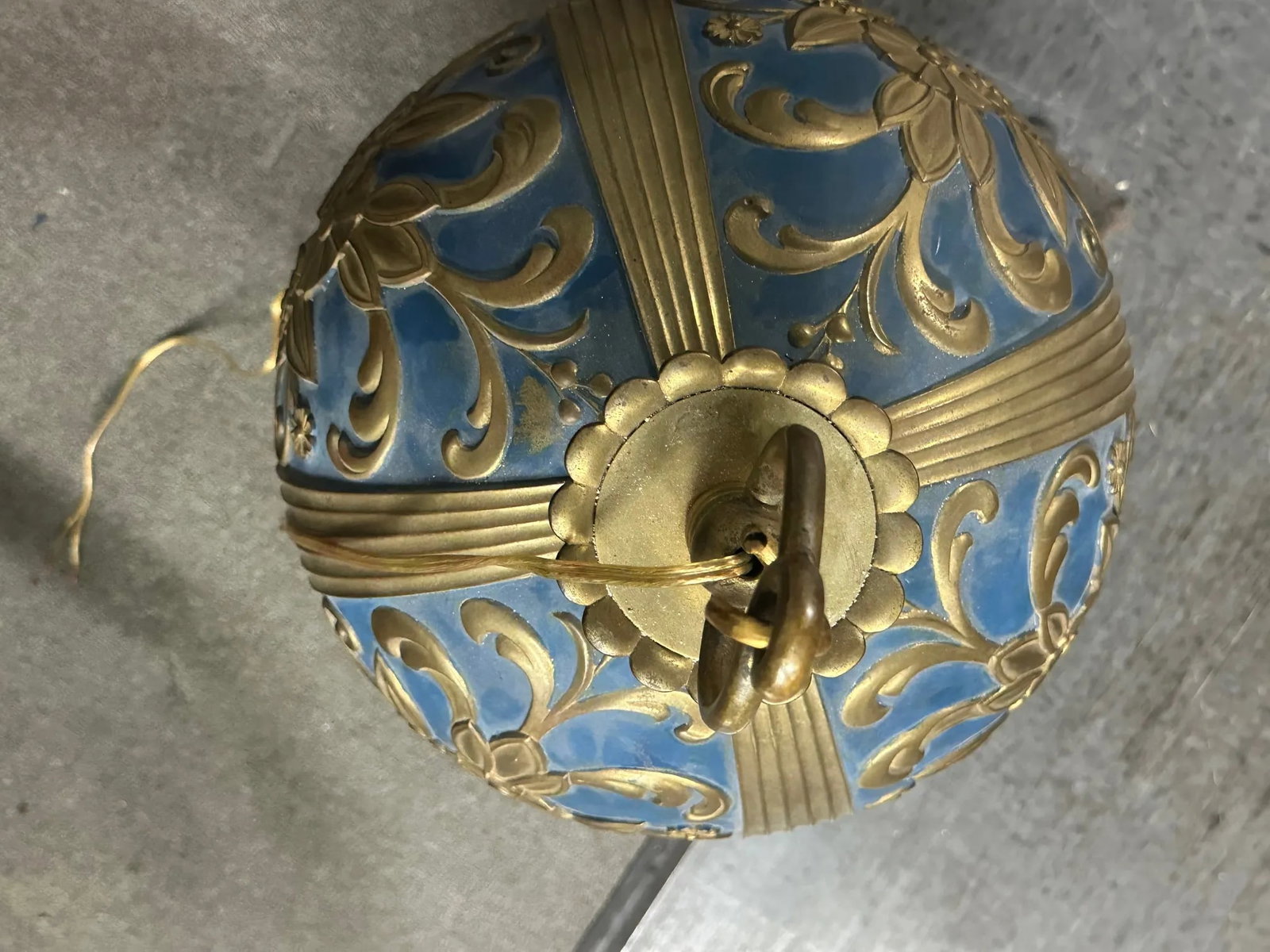 Vintage C. 1930s Art Deco Curved Glass Hanging Ceiling Chandelier - 7