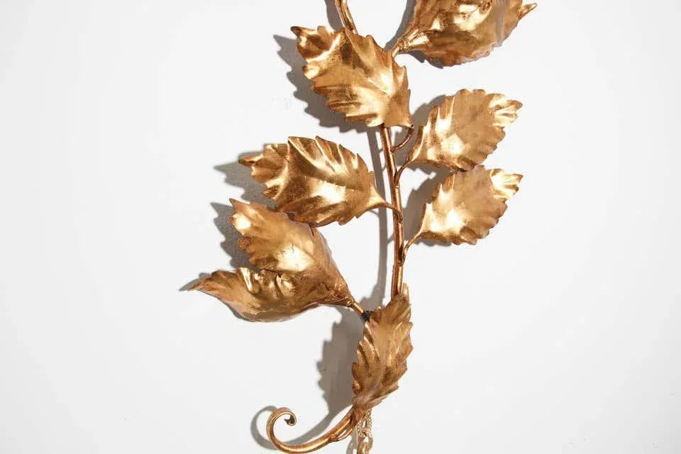 1960s Italian Hollywood Regency Gilt Metal Wall Sconce by S. Salvadori - 10