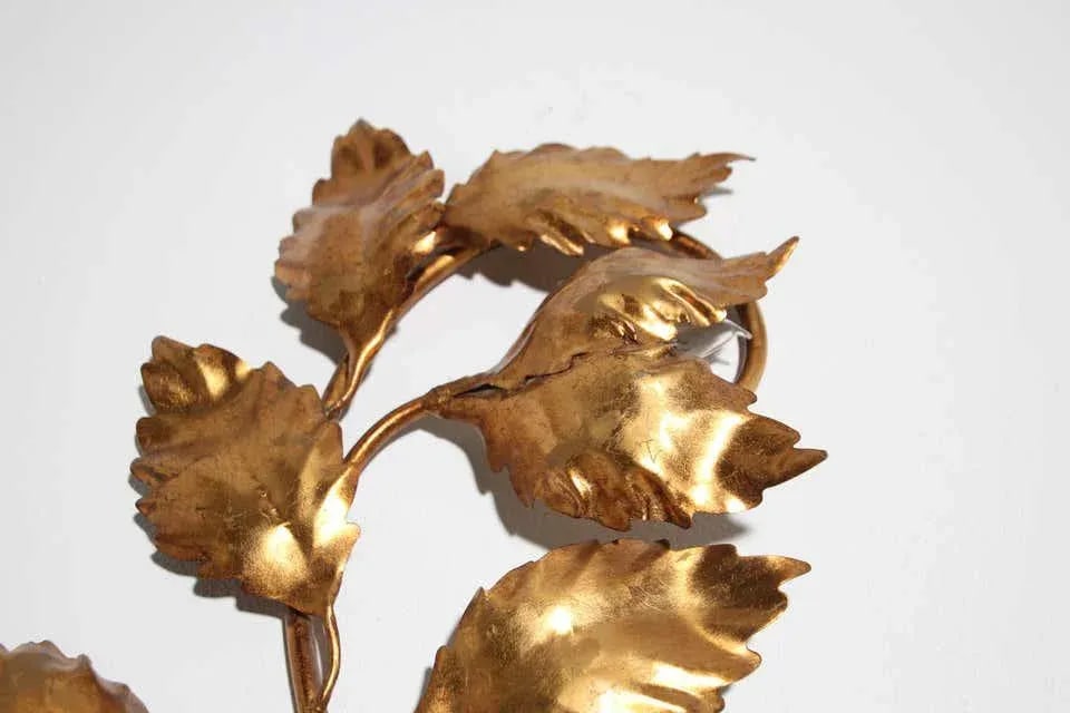 1960s Italian Hollywood Regency Gilt Metal Wall Sconce by S. Salvadori - 2