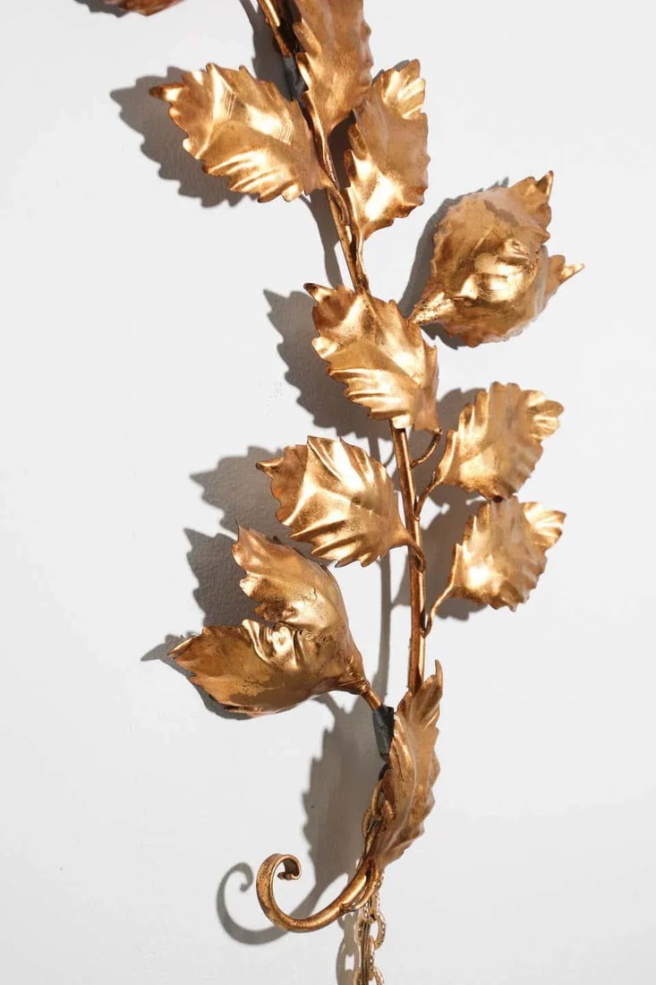 1960s Italian Hollywood Regency Gilt Metal Wall Sconce by S. Salvadori - 8