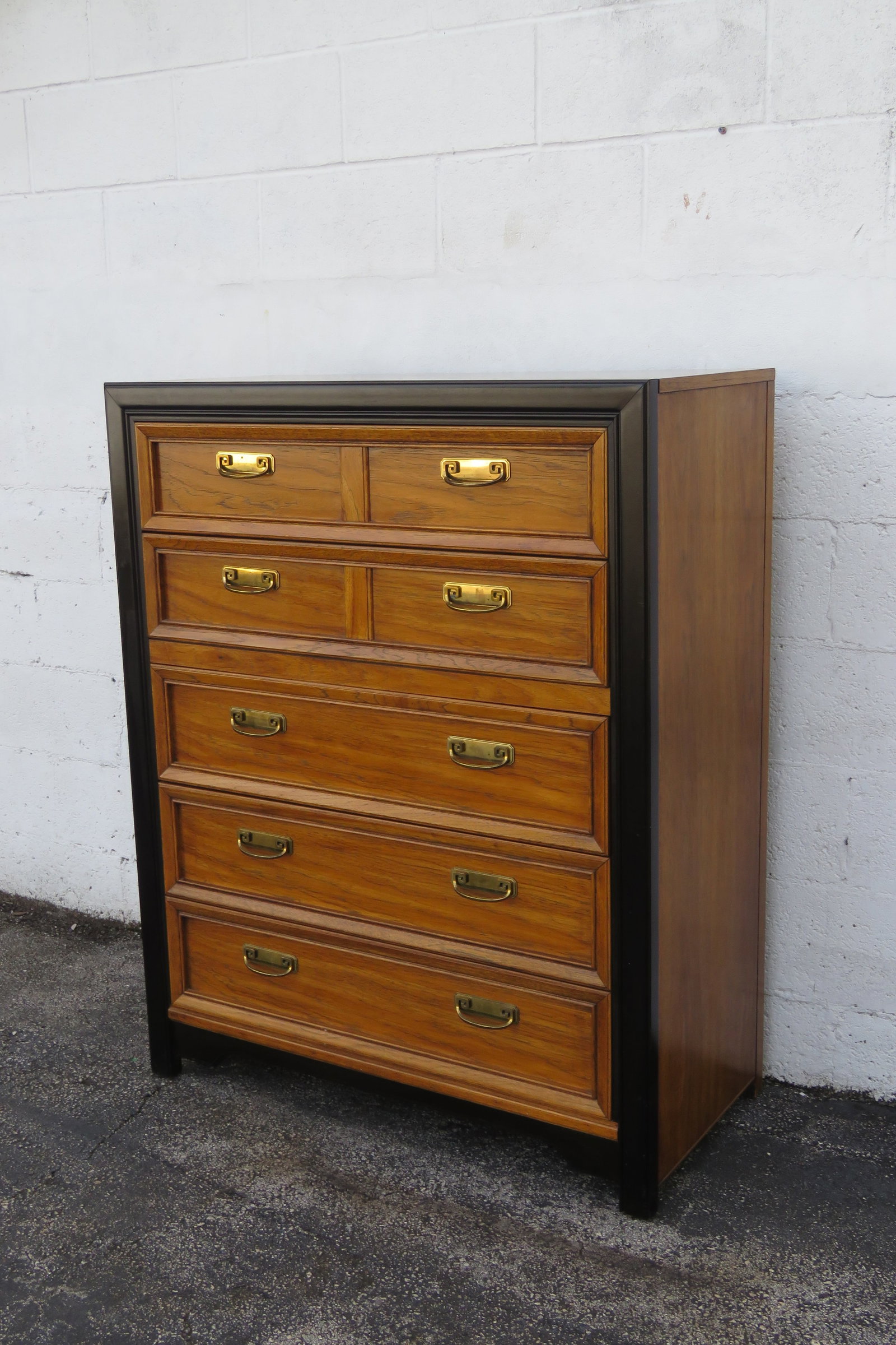 Late 20th Century Thomasville Chinoiserie Hollywood Regency Tall Chest of Drawers 6213 - 15