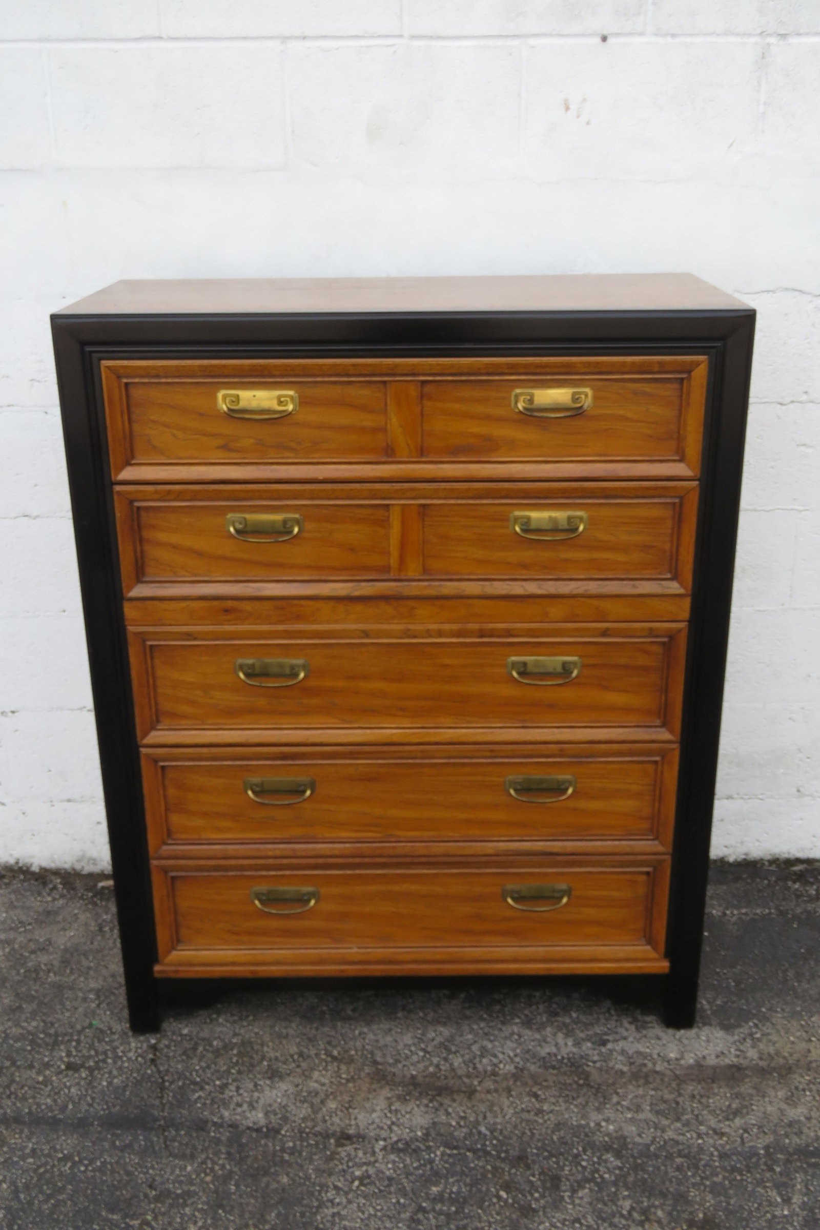 Late 20th Century Thomasville Chinoiserie Hollywood Regency Tall Chest of Drawers 6213 - 3