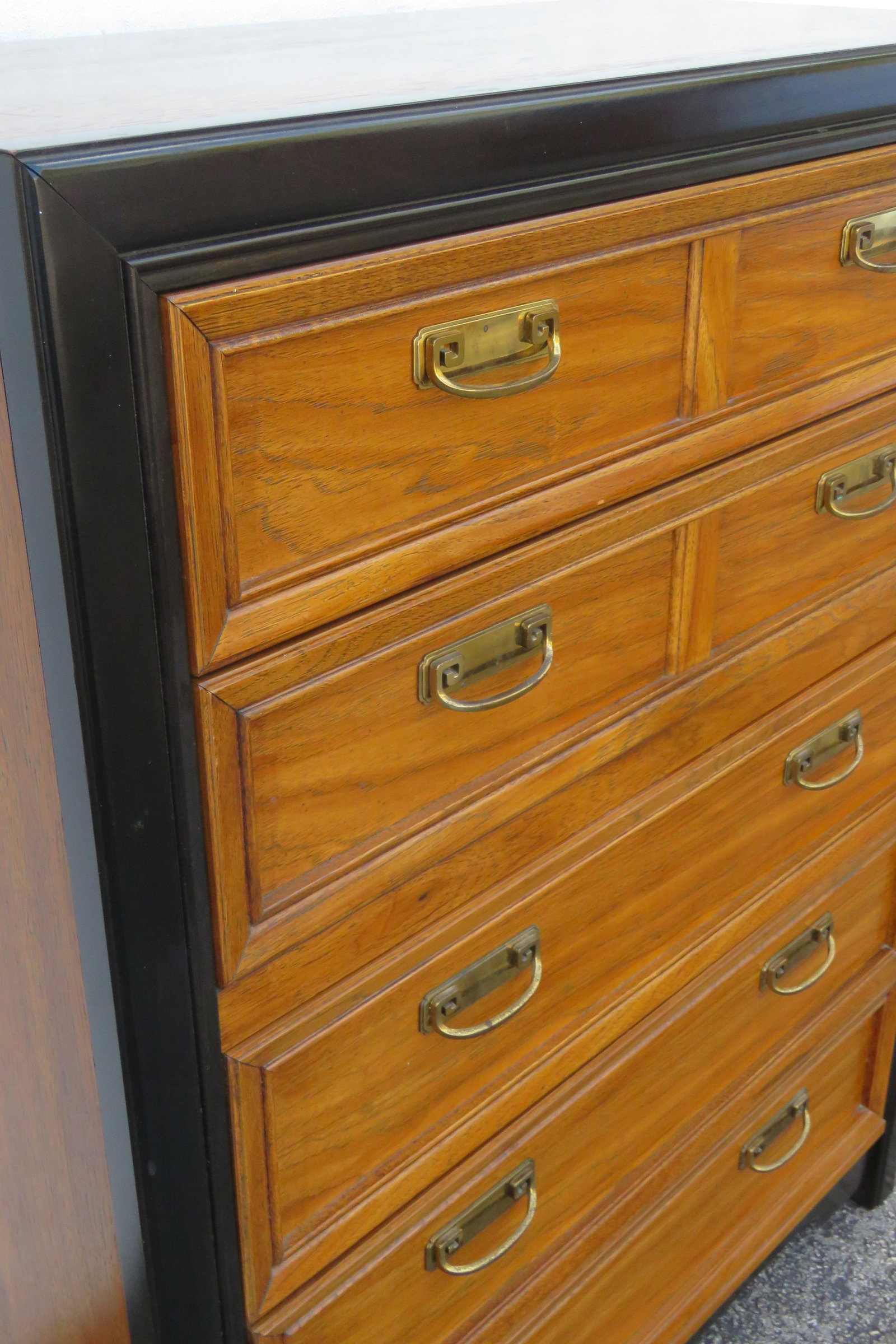 Late 20th Century Thomasville Chinoiserie Hollywood Regency Tall Chest of Drawers 6213 - 7
