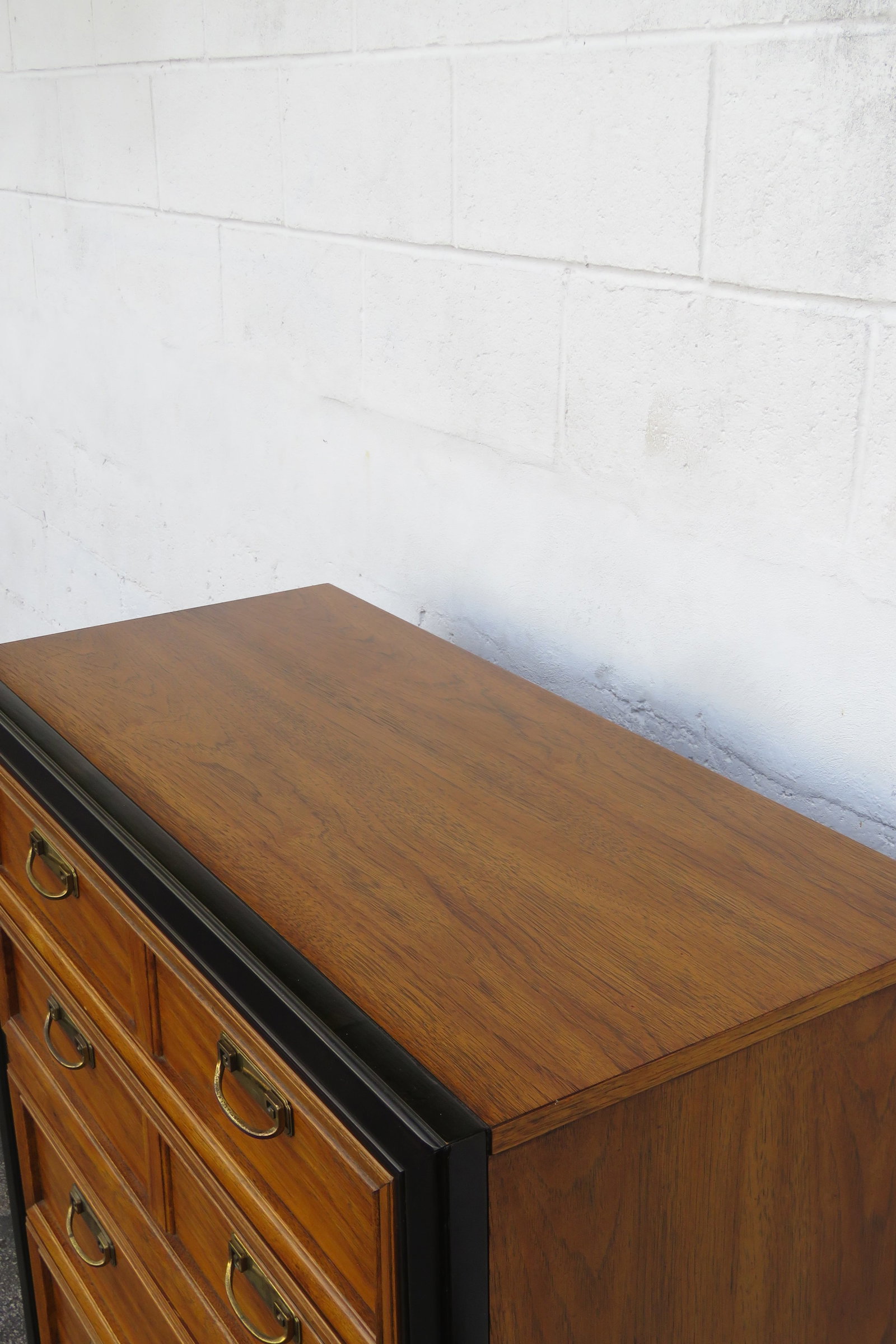 Late 20th Century Thomasville Chinoiserie Hollywood Regency Tall Chest of Drawers 6213 - 8