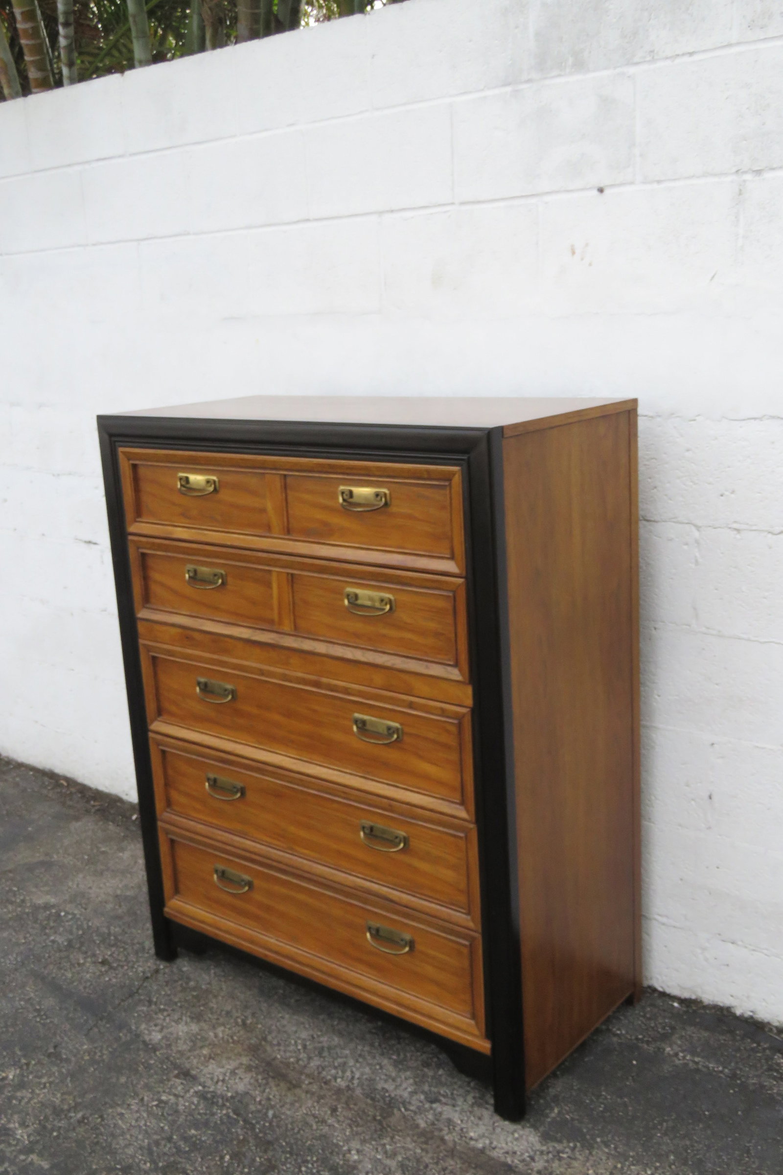 Late 20th Century Thomasville Chinoiserie Hollywood Regency Tall Chest of Drawers 6213 - 9
