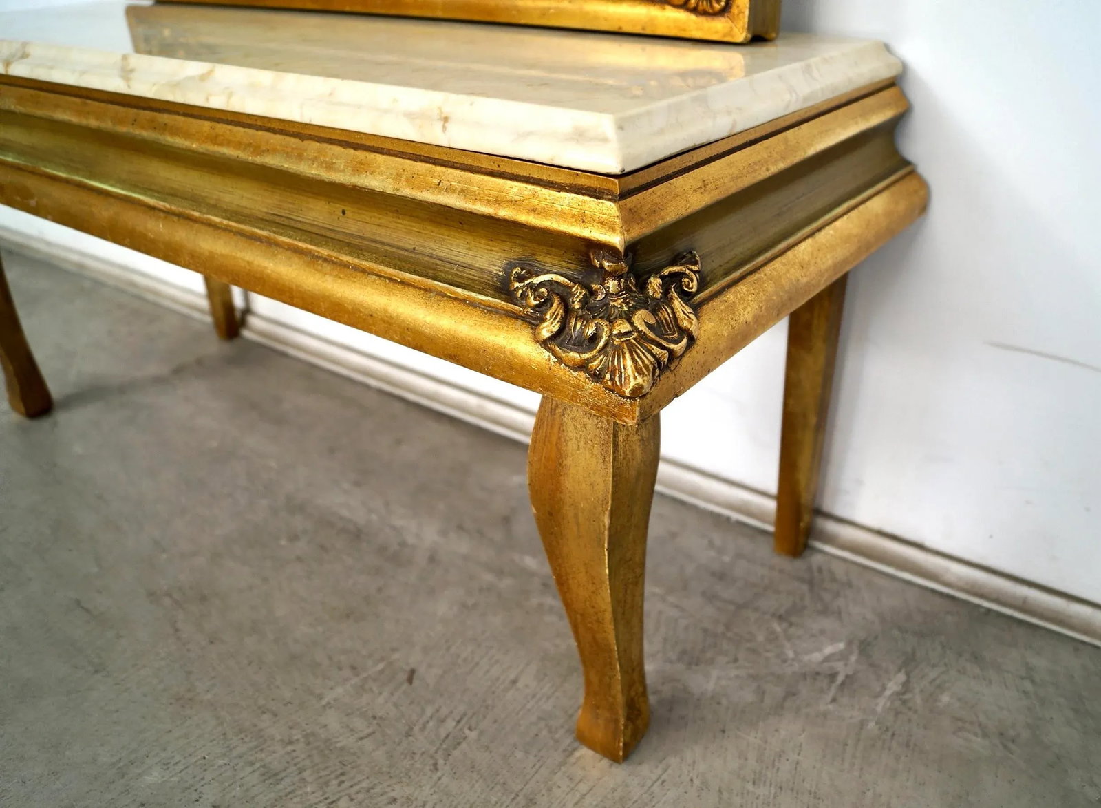1960's Hollywood Regency Vanity Gilded Pier Mirror With Surmounting Table - 7