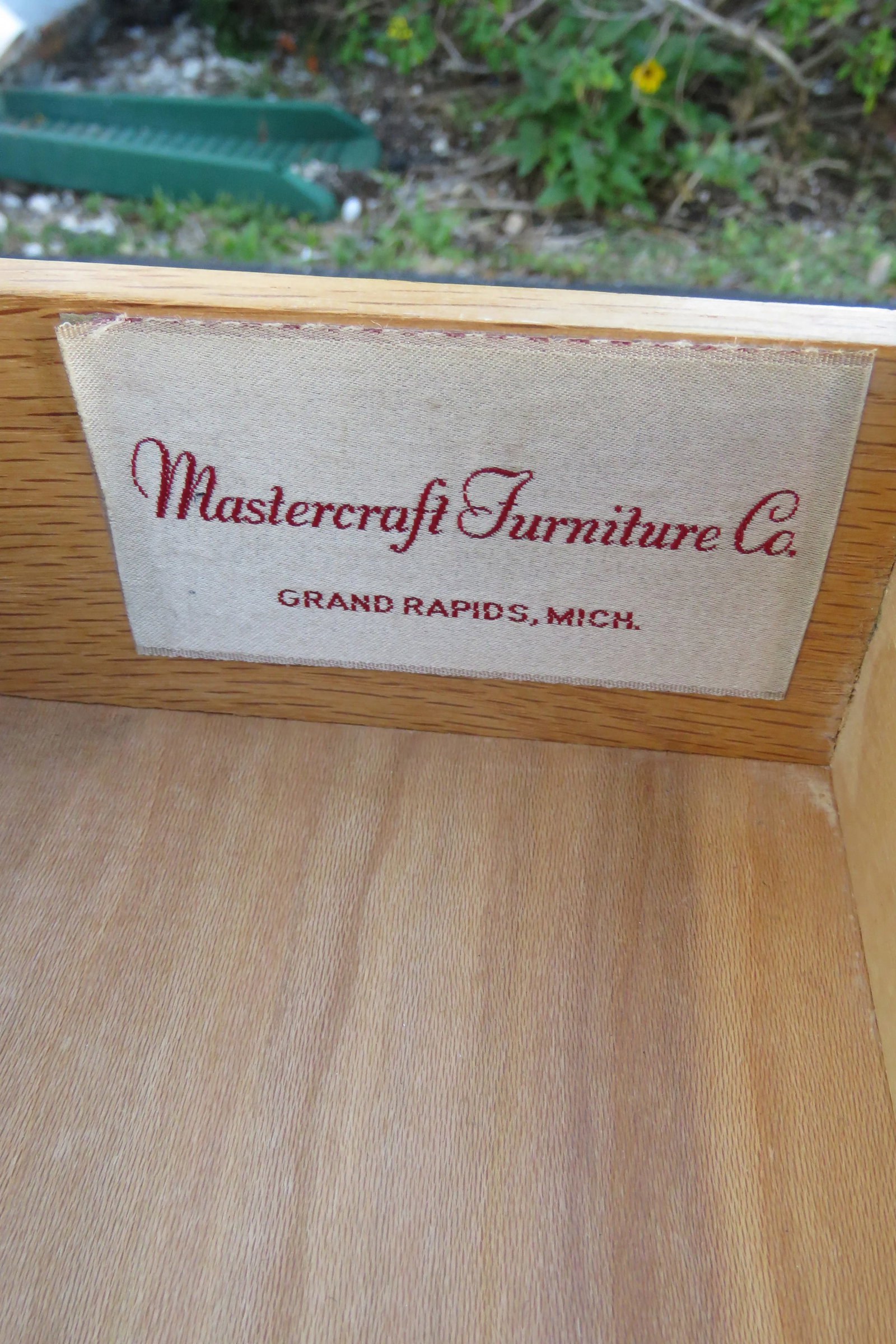 Mid Century Modern Side End Lamp Table by Mastercraft Furniture - 6
