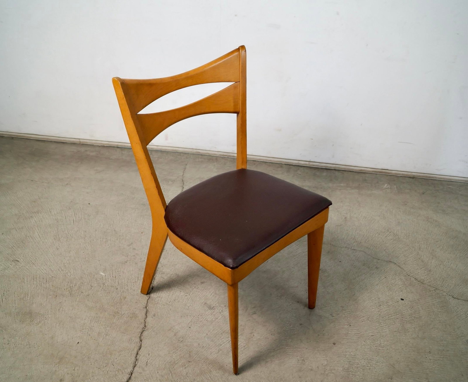 1950's Mid-Century Modern Heywood Wakefield Cat's Eye Chair - 2