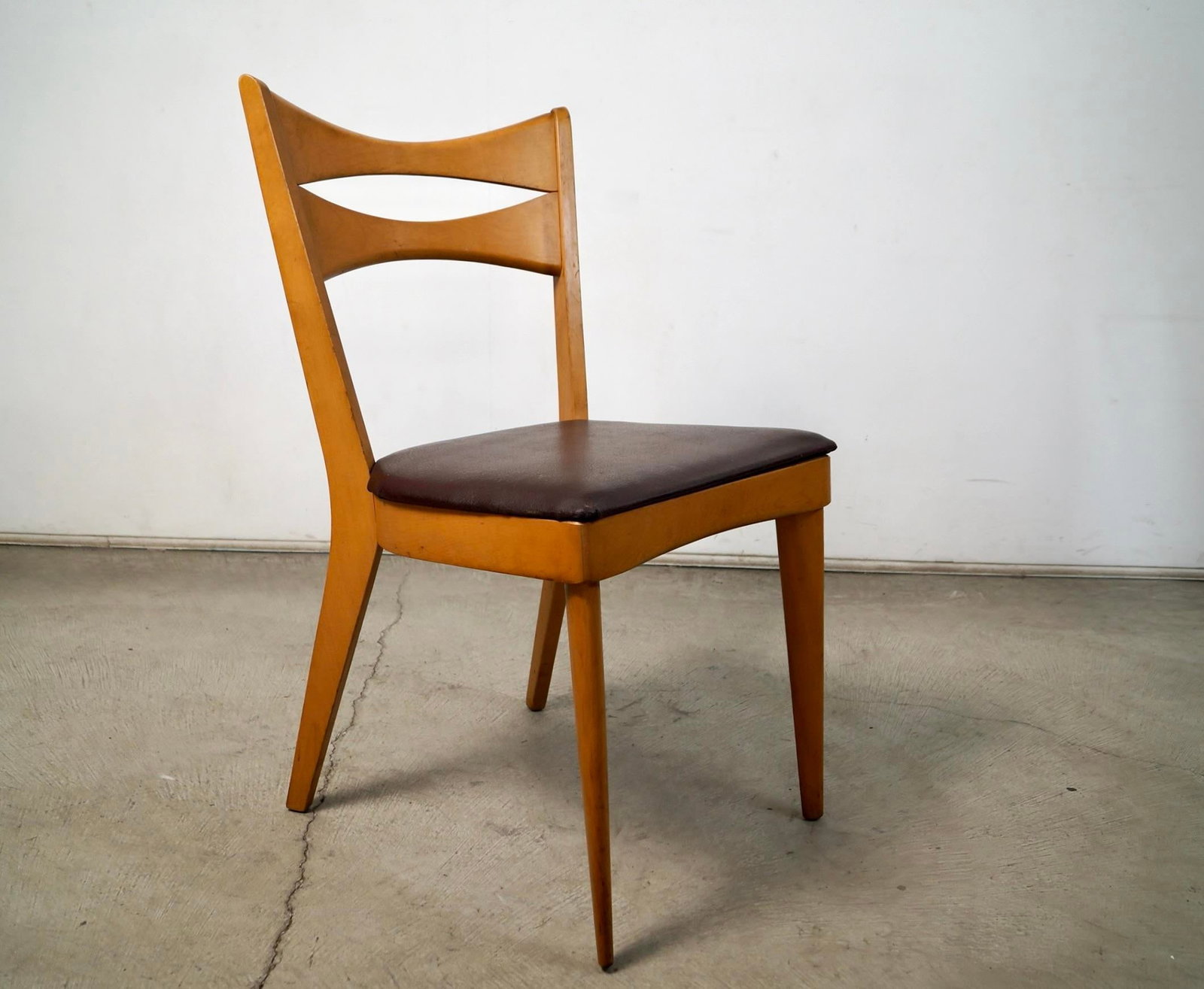 1950's Mid-Century Modern Heywood Wakefield Cat's Eye Chair - 3